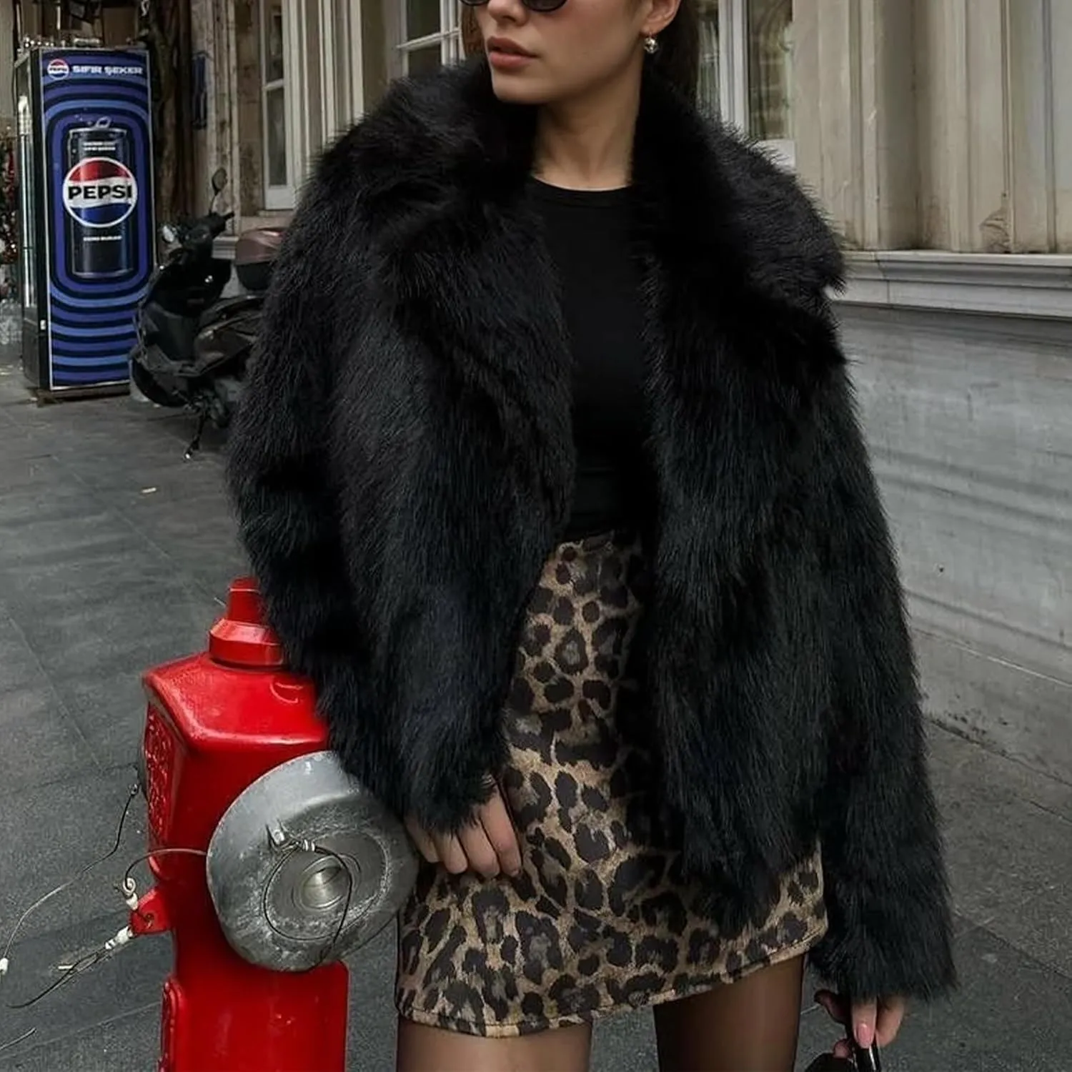 Ainangua Womens Faux Fur Coat Shaggy Oversized Lapel Button Fuzzy Ladies Jackets Warm Winter Outfits