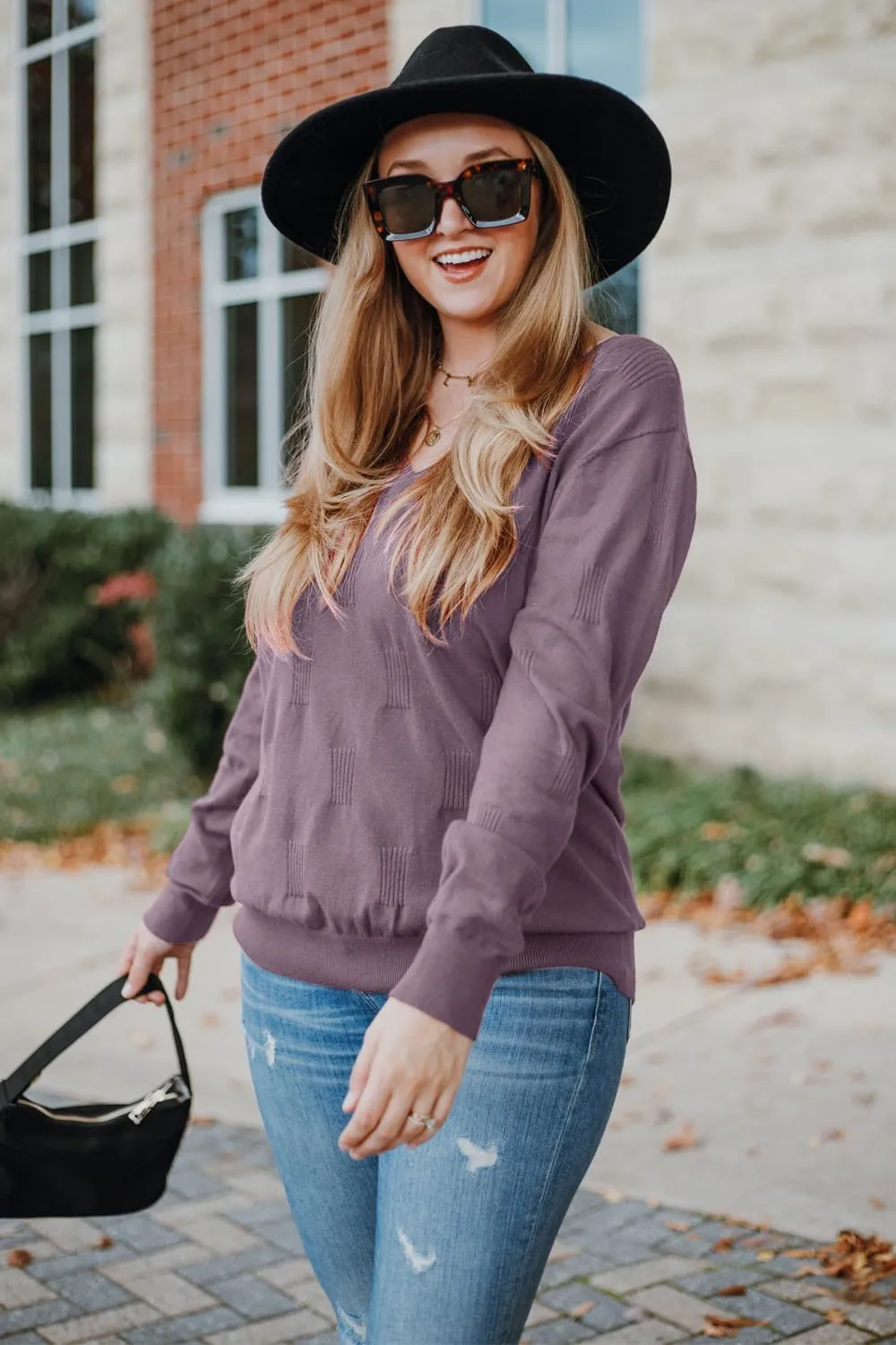 Arach&Cloz Women's Soft V Neck Long Sleeve Casual Loose Fit Sweater Tops