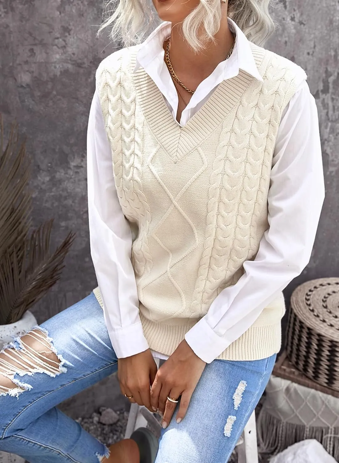 EVALESS Oversized Sweater Vest for Women V Neck Sleeveless Solid Color Loose Pullover Sweater