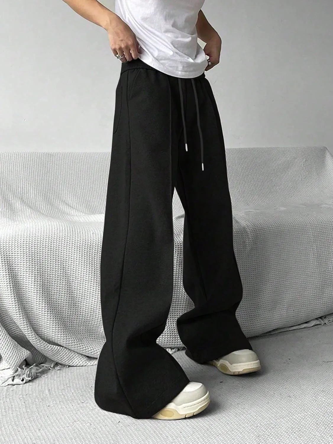 GORGLITTER Men's Flared Sweatpants Baggy Wide Leg Oversized Track Pants Trousers with Pockets