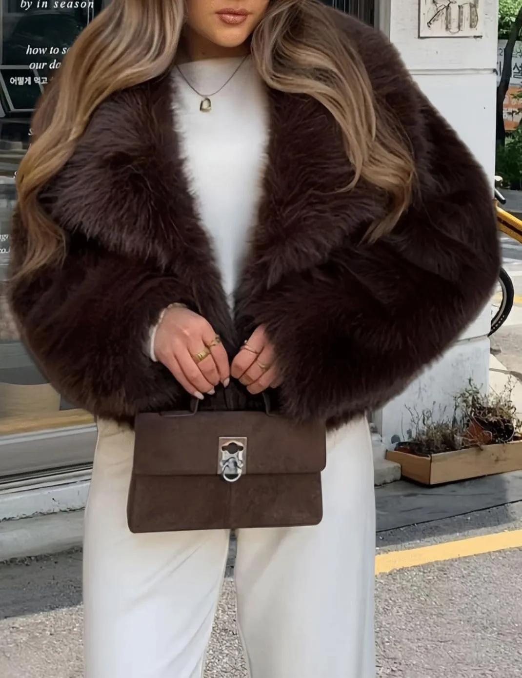 Haellun Women's Faux Fur Coat Long Sleeve Fluffy Jacket Open Front Furry Winter Shaggy Short Coat Outwear
