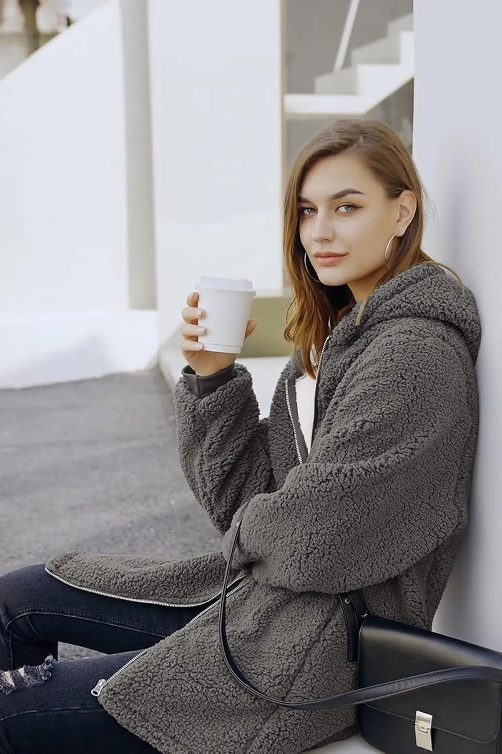 ReachMe Womens Fleece Zip Up Jacket with Pockets Oversized Long Sherpa Hoodie Fuzzy Jackets Warm Teddy Coat