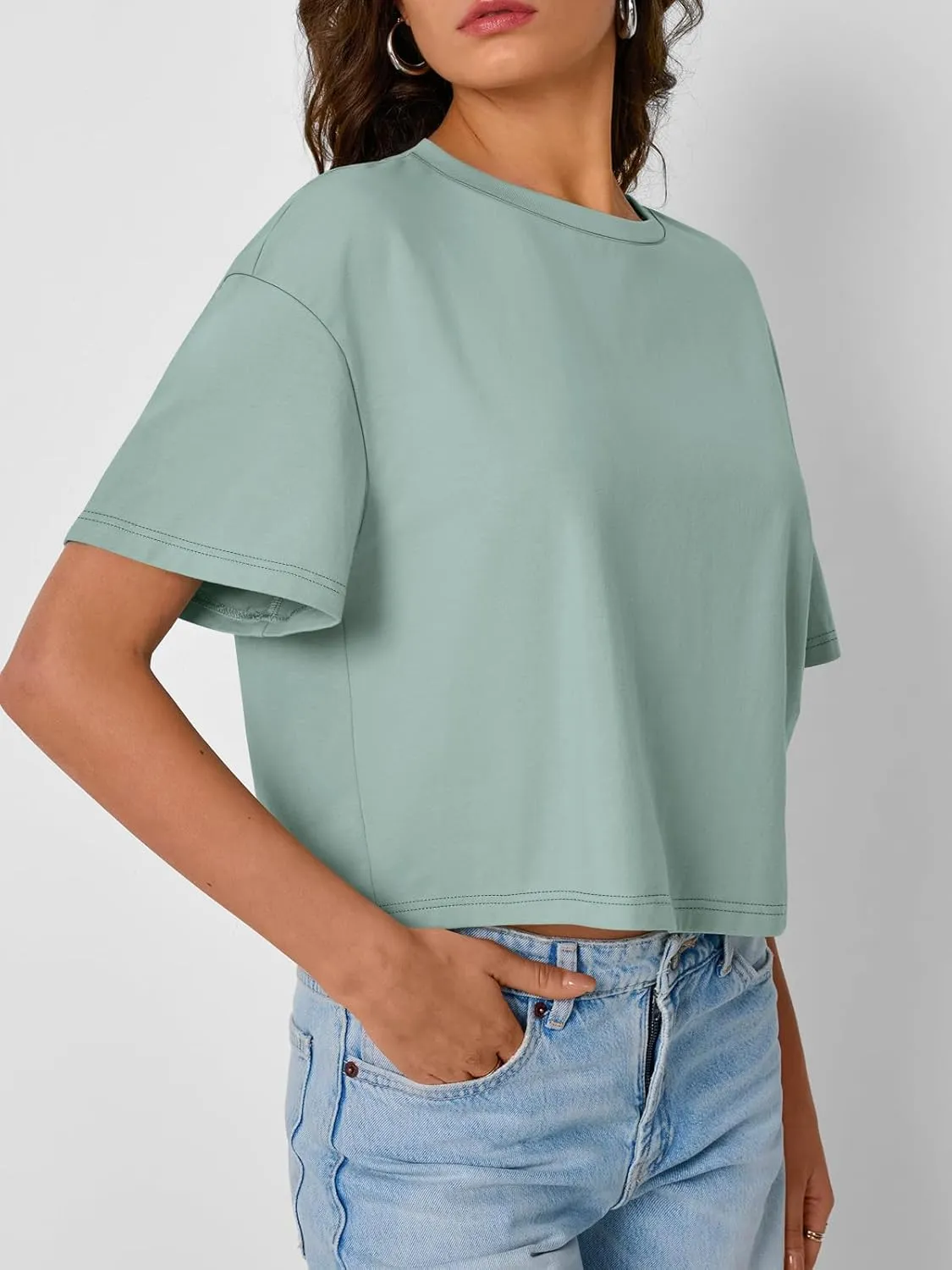 Trendy Queen Womens Crop Tops Oversized Workout Tshirts Short Sleeve Tees Summer Spring 2025 Casual Trendy Fashion Clothes