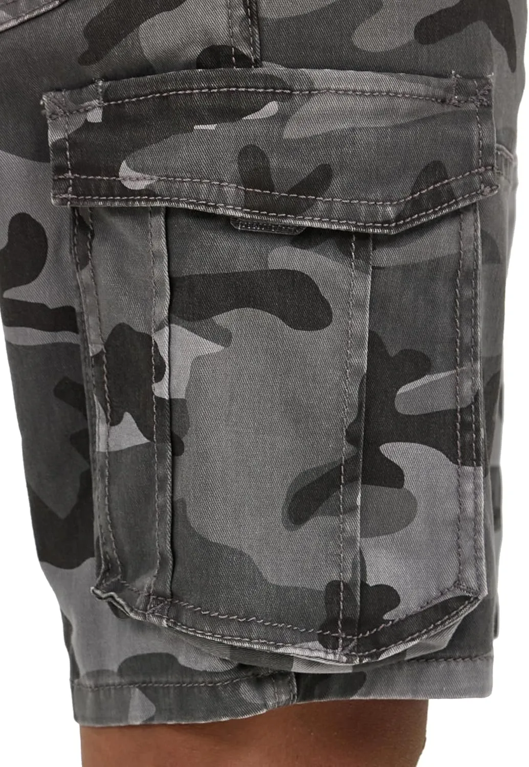 Wrangler Boys' Charge Cargo Short